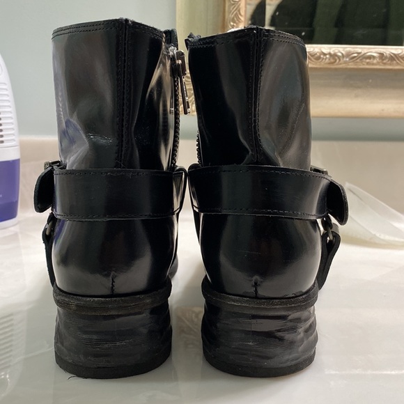 All Saints Jules Biker Boot Womens Size 7/40. Leather, distressed heel, Cool AF - Picture 3 of 11